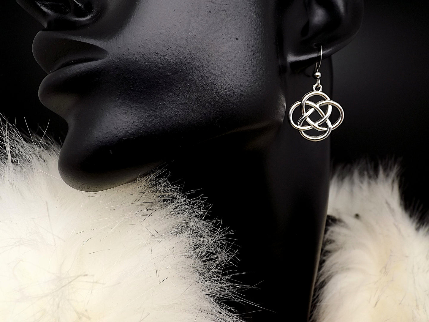 Boucles d'oreilles viking entrelacs pour femme, bijoux viking.