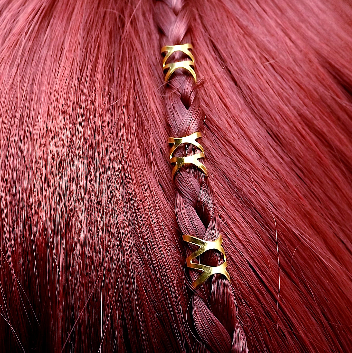 Lot de 3 perles viking couleur or à cheveux pour mariage .